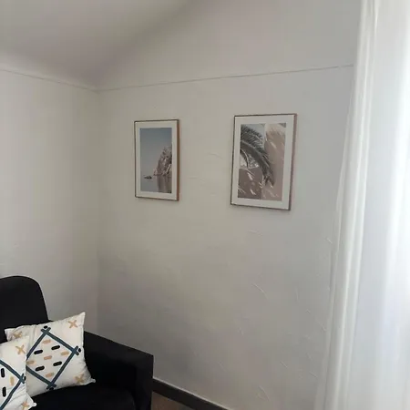 Vieille Climatise Rue Pietonne & A