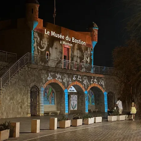 Vieille Climatise Rue Pietonne & A Menton